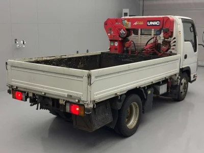 Isuzu ELF  с аукциона в Японии
