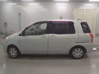 Toyota RAUM лот № 10460 оценка 3.5  с аукциона в Японии 3