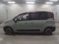 Toyota SIENTA лот № 30018 оценка 5  с аукциона в Японии 3