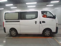 Nissan CARAVAN VAN лот № 30019 оценка R  с аукциона в Японии 2