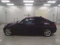BMW 3-Series лот № 38073 оценка 3.5  с аукциона в Японии 3