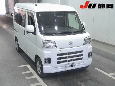 Toyota PIXIS VAN  с аукциона в Японии