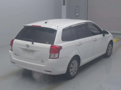 Toyota COROLLA FIELDER  с аукциона в Японии