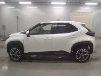 Toyota YARIS CROSS лот № 30026 оценка 4.5  с аукциона в Японии 3