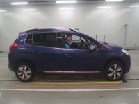 Peugeot 2008 лот № 38078 оценка 4  с аукциона в Японии 2