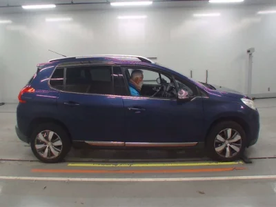 Peugeot 2008  с аукциона в Японии