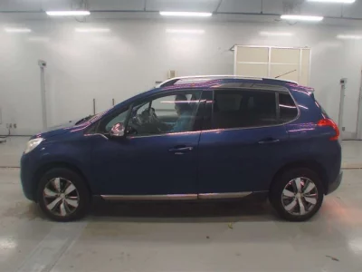 Peugeot 2008  с аукциона в Японии
