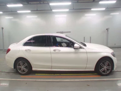 Mercedes-Benz C CLASS  с аукциона в Японии