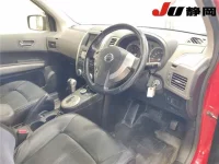 Nissan X-TRAIL лот № 3043 оценка 3.5  с аукциона в Японии 2