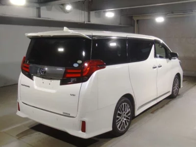 Toyota ALPHARD  с аукциона в Японии