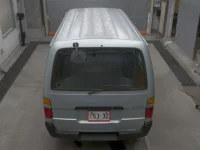Toyota HIACE VAN лот № 8090 оценка 3.5  с аукциона в Японии 6