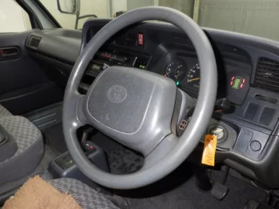 Toyota HIACE VAN  с аукциона в Японии