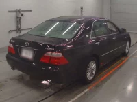 Toyota CROWN лот № 30034 оценка 4  с аукциона в Японии 1