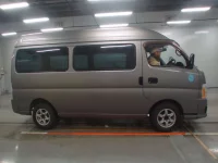 Nissan CARAVAN VAN лот № 30033 оценка 3.5  с аукциона в Японии 2