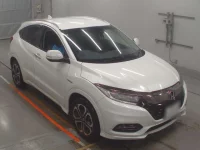 Honda VEZEL лот № 30032 оценка 3.5  с аукциона в Японии 4