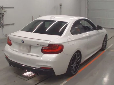 BMW 2-Series  с аукциона в Японии