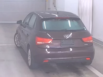 Audi A1  с аукциона в Японии