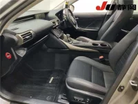 Lexus IS лот № 3055 оценка 4  с аукциона в Японии 5