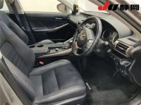 Lexus IS лот № 3055 оценка 4  с аукциона в Японии 2