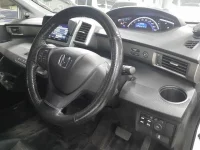 Honda FREED лот № 30035 оценка R  с аукциона в Японии 6