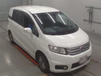 Honda FREED лот № 30035 оценка R  с аукциона в Японии 4
