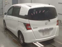Honda FREED лот № 30035 оценка R  с аукциона в Японии 5