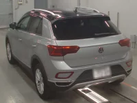 Volkswagen T-ROC лот № 38088 оценка 4.5  с аукциона в Японии 5