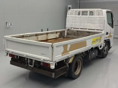 Mitsubishi CANTER  с аукциона в Японии