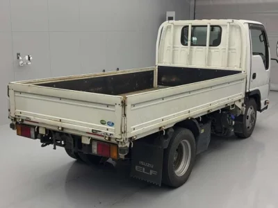 Isuzu ELF  с аукциона в Японии