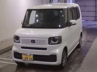 Honda N BOX лот № 4002 оценка 5  с аукциона в Японии 4