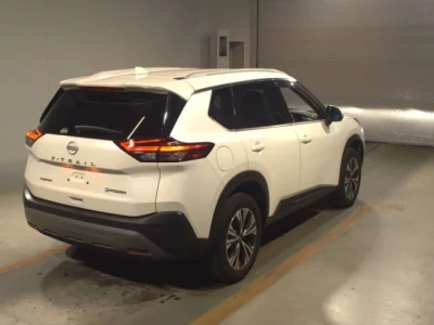 Nissan X-TRAIL  с аукциона в Японии