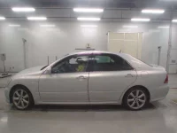 Toyota CROWN лот № 30038 оценка 4  с аукциона в Японии 3