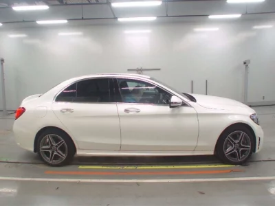Mercedes-Benz C CLASS  с аукциона в Японии