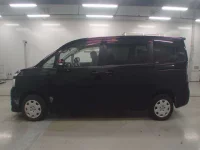 Toyota VOXY лот № 10499 оценка R  с аукциона в Японии 3