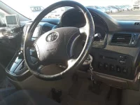 Toyota ALPHARD лот № 10504 оценка 3  с аукциона в Японии 6