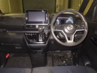 Nissan ROOX лот № 4005 оценка RA  с аукциона в Японии 2