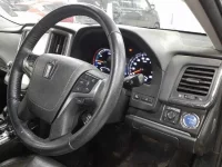 Toyota CROWN лот № 30042 оценка 4  с аукциона в Японии 6