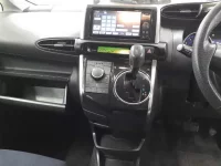 Toyota WISH лот № 30040 оценка 4  с аукциона в Японии 8