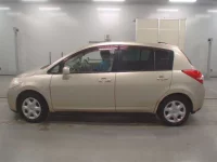 Nissan TIIDA лот № 10506 оценка 3  с аукциона в Японии 3
