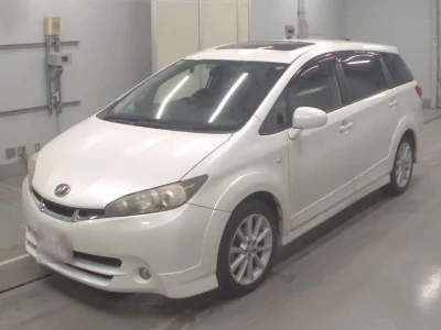 Toyota WISH  с аукциона в Японии
