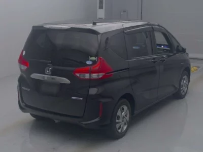 Honda FREED  с аукциона в Японии
