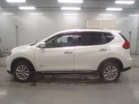 Nissan X-TRAIL лот № 30044 оценка 4  с аукциона в Японии 3