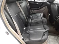 Toyota HILUX SURF лот № 30045 оценка 3  с аукциона в Японии 9