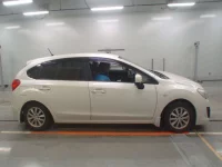 Subaru IMPREZA лот № 30047 оценка 3.5  с аукциона в Японии 2