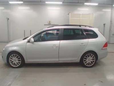 Volkswagen GOLF VARIANT  с аукциона в Японии