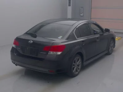Subaru LEGACY B4  с аукциона в Японии