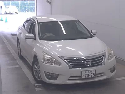 Nissan TEANA
