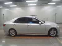 Toyota CROWN лот № 30054 оценка 4  с аукциона в Японии 2