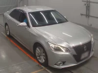 Toyota CROWN лот № 30054 оценка 4  с аукциона в Японии 4