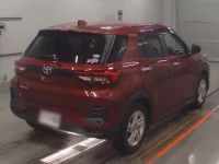 Toyota RAIZE лот № 30055 оценка R  с аукциона в Японии 1